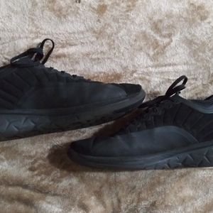 Jordan Trainer Prime “Triple Black”